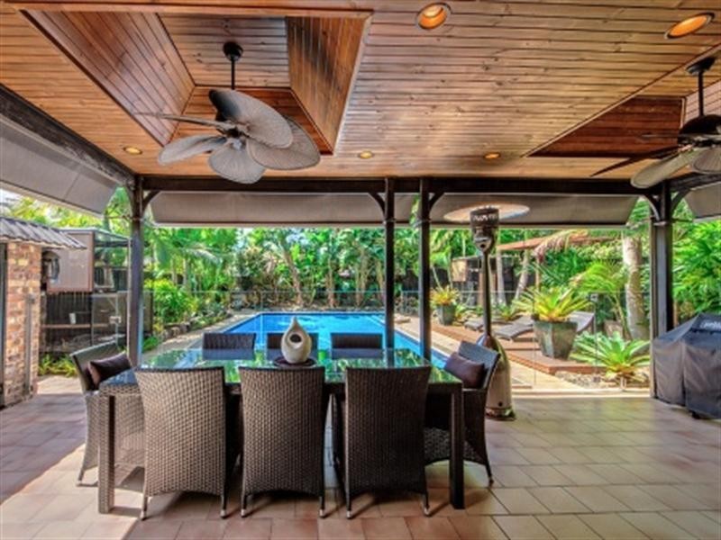2/7 Dowling Drive, Southport QLD 4215