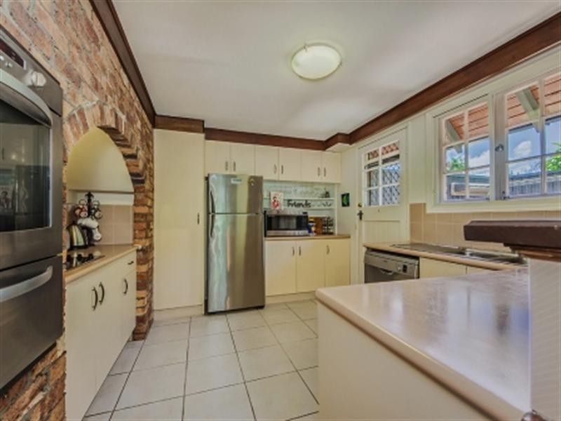 2/7 Dowling Drive, Southport QLD 4215