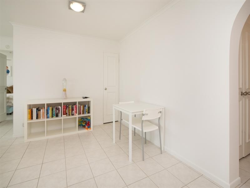 84 Silverton Apartments. 2940 Gold Coast Highway, Surfers Paradise QLD 4217