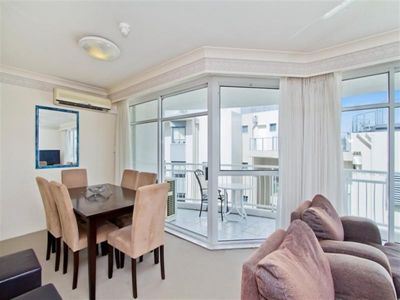 4B ‘Atrium Resort’ 510 Marine Parade, Biggera Waters QLD 4216