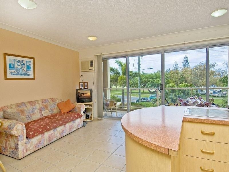 15 ‘Rays Resort’ 106 Marine Parade, Southport QLD 4215