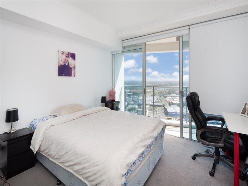 32207/9 Lawson Street, Southport QLD 4215