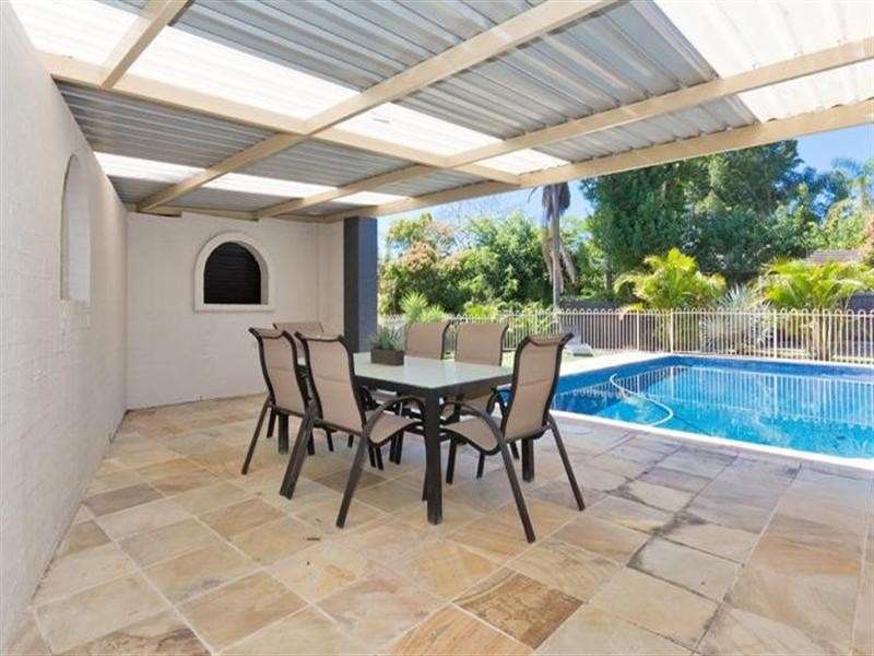 2 Mara Court, Ashmore QLD 4214