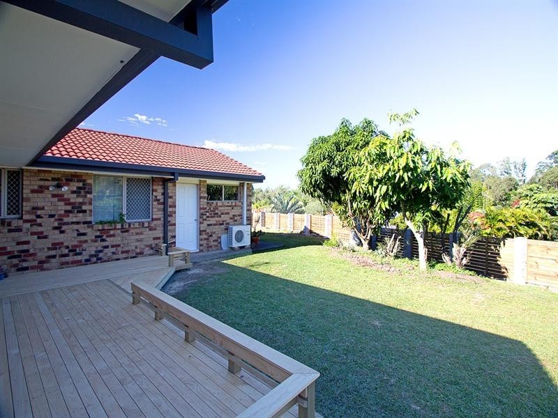 2 Meru Close, Southport QLD 4215