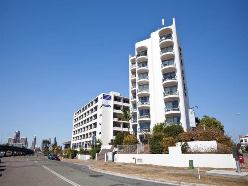 404/2 Barney Street, Southport QLD 4215