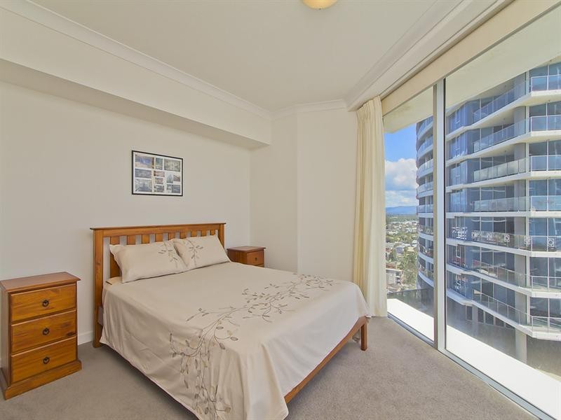 21607/5 Lawson Street, Southport QLD 4215