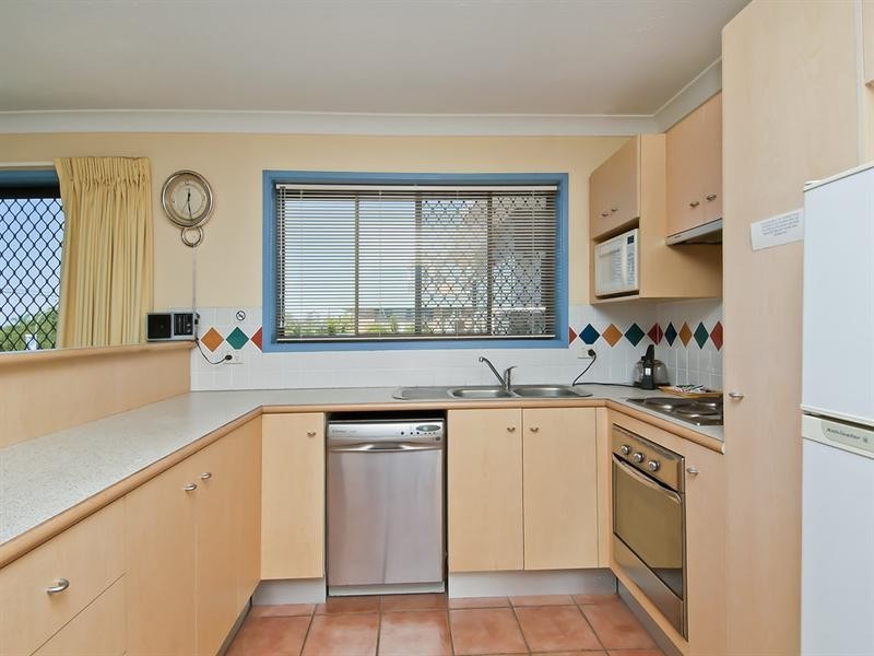 132 Marine Parade, Apt 301 Harbour Side Resort, Southport QLD 4215