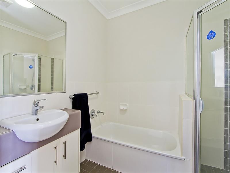 11 Mermaid Shores 2256 Gold Coast Highway, Mermaid Beach QLD 4218