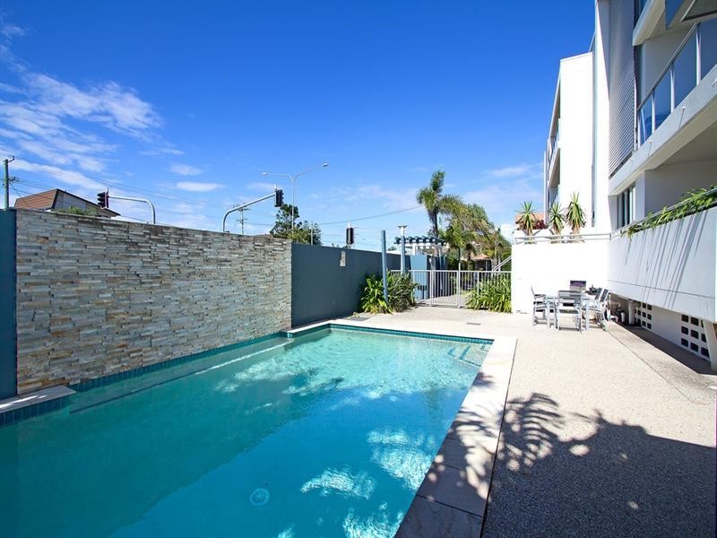 11 Mermaid Shores 2256 Gold Coast Highway, Mermaid Beach QLD 4218