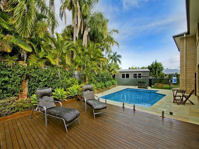 5 Hallmark Court, Ashmore QLD 4214