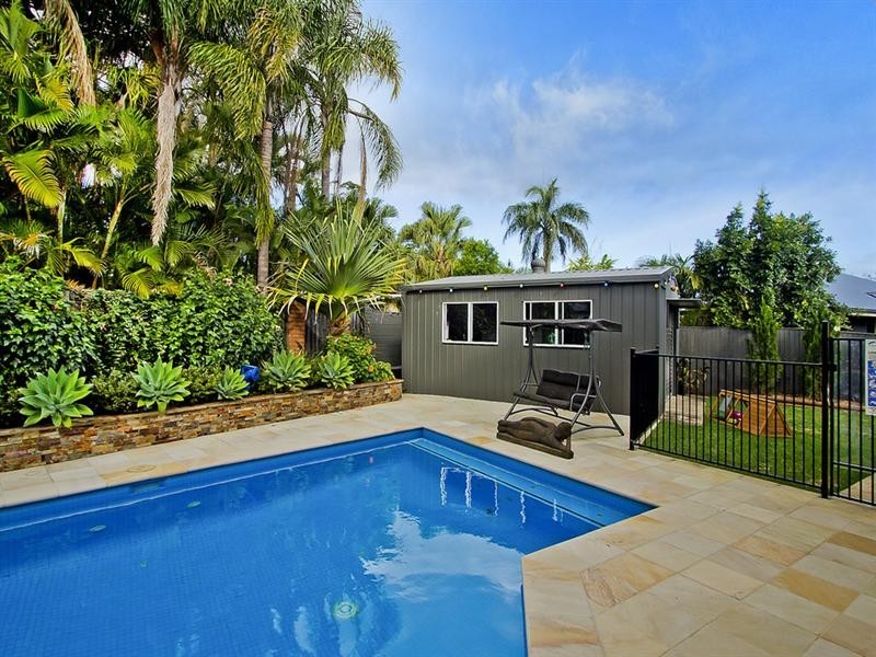 5 Hallmark Court, Ashmore QLD 4214