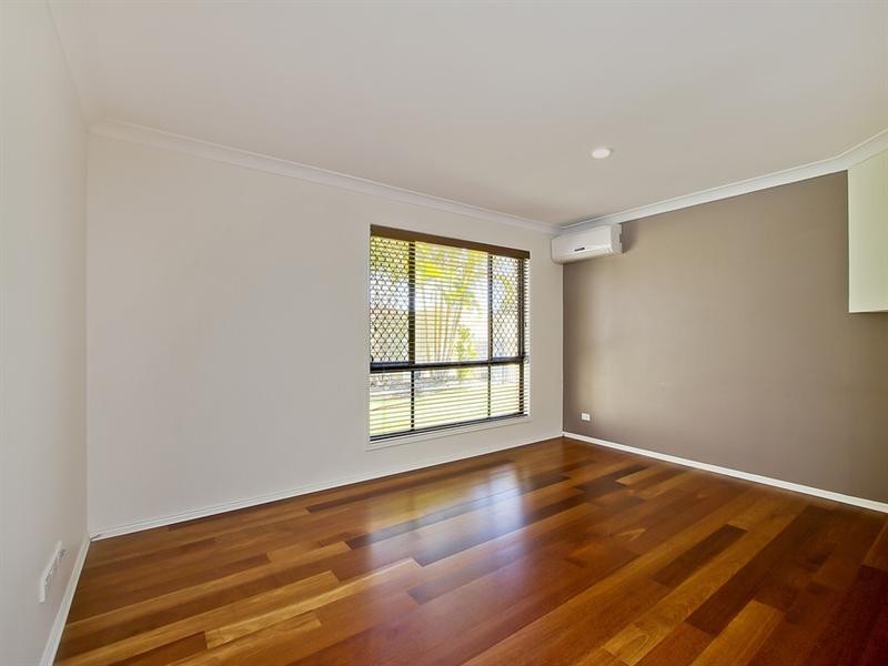 4 Little Hampton Court, Arundel QLD 4214