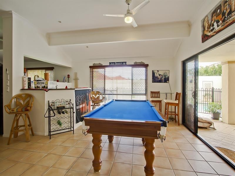 4 Little Hampton Court, Arundel QLD 4214
