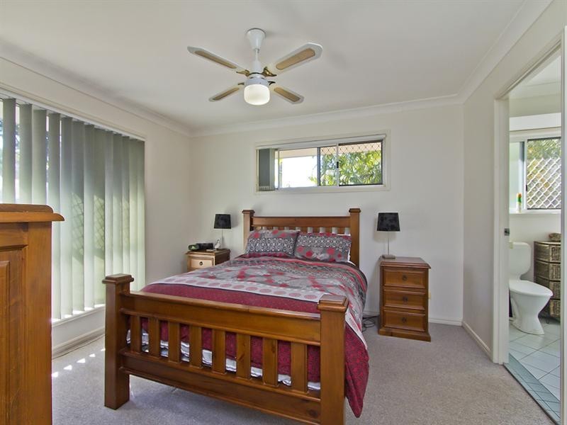 145 Henry Cotton Drive, Parkwood QLD 4214