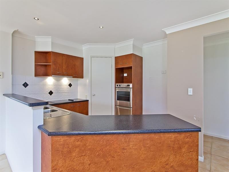 6 Watergum Parade, Molendinar QLD 4214