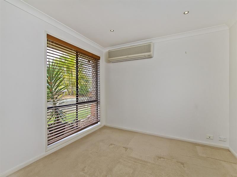 6 Watergum Parade, Molendinar QLD 4214