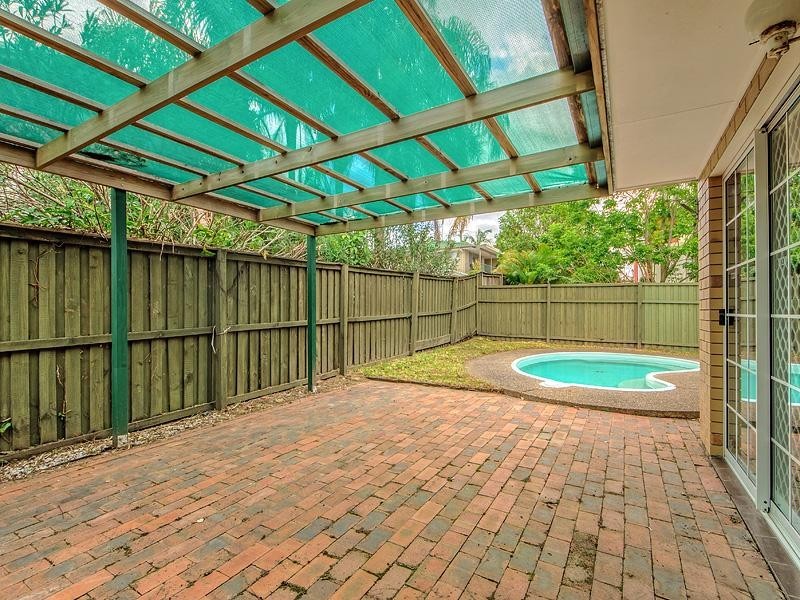 8/36 Government Road, Labrador QLD 4215