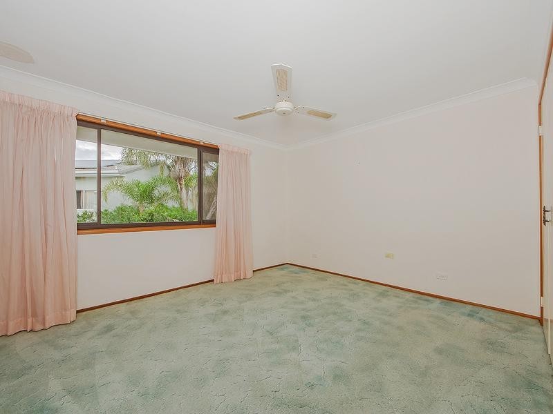 8/36 Government Road, Labrador QLD 4215