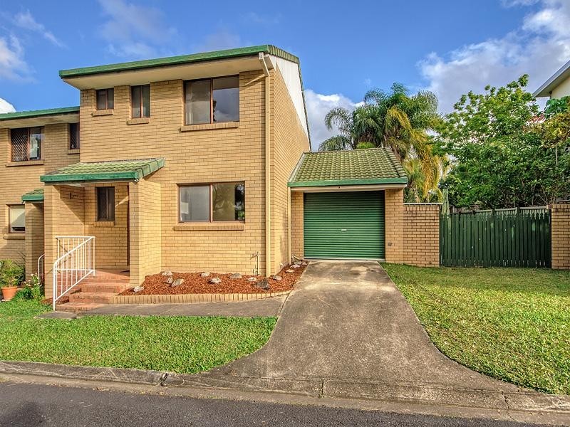 8/36 Government Road, Labrador QLD 4215