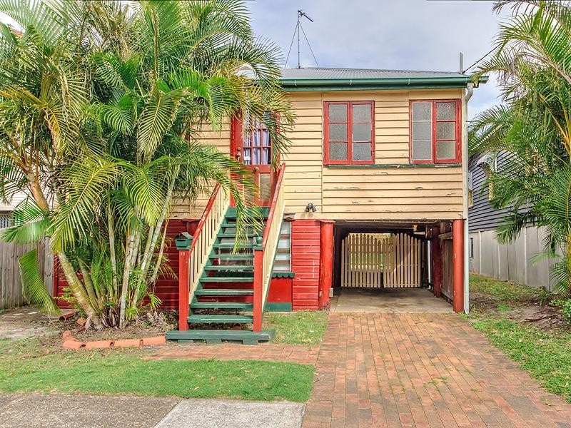 18 Norman Street, Southport QLD 4215