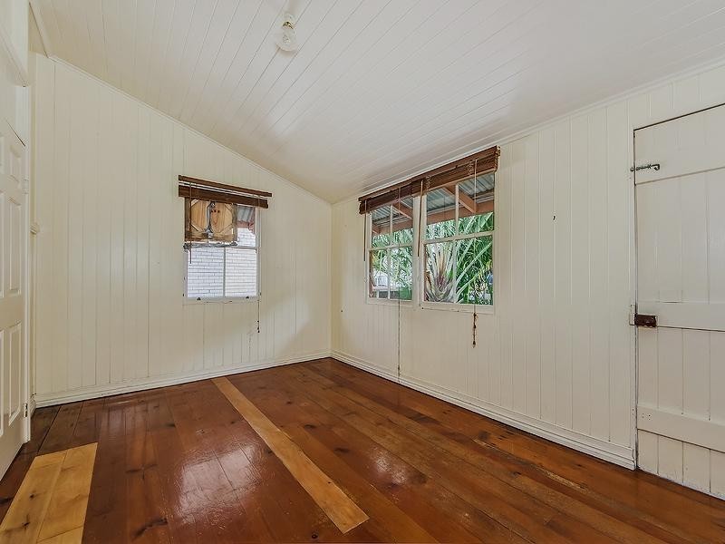 18 Norman Street, Southport QLD 4215