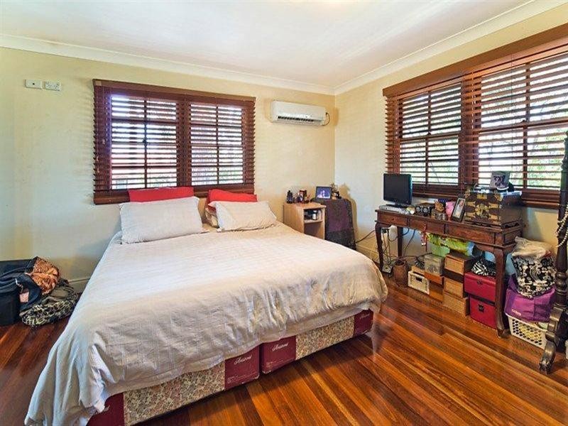 471A and 471B Pine Ridge Road, Runaway Bay QLD 4216