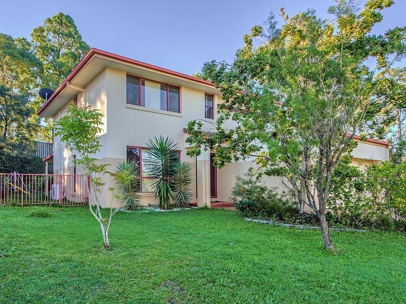 52 Clear River Boulevard, Ashmore QLD 4214