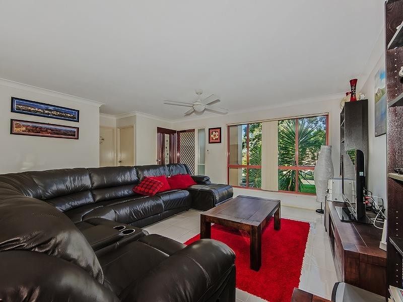 52 Clear River Boulevard, Ashmore QLD 4214