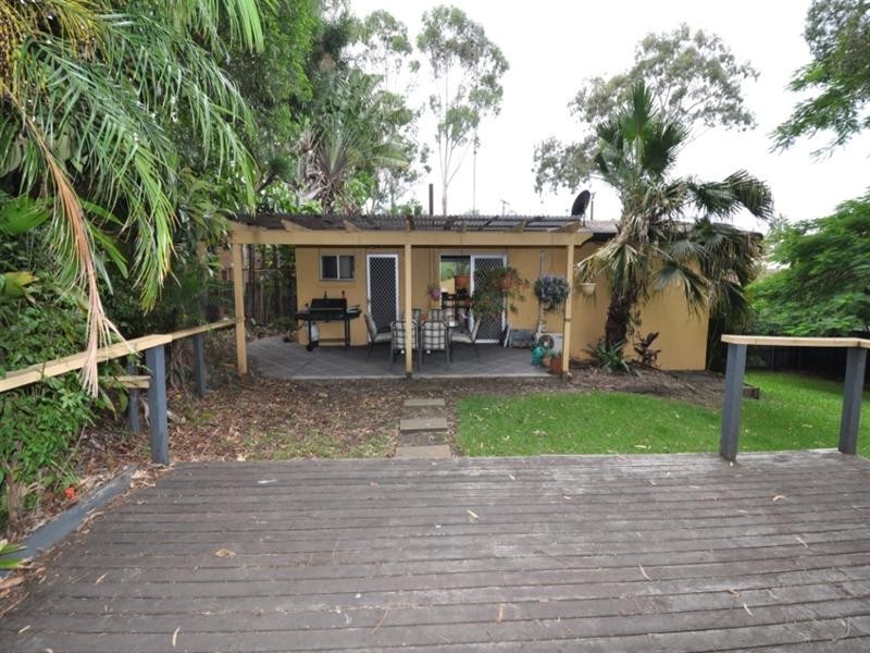 56 Kindra Avenue, Southport QLD 4215