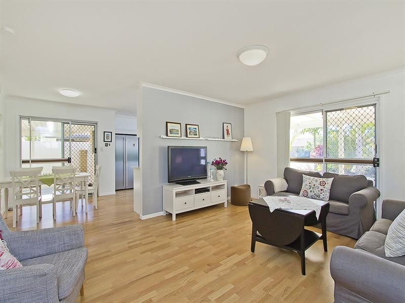 36 Harran Street, Southport QLD 4215