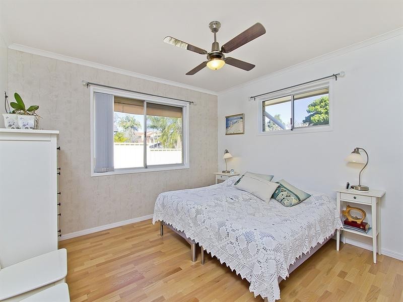 36 Harran Street, Southport QLD 4215