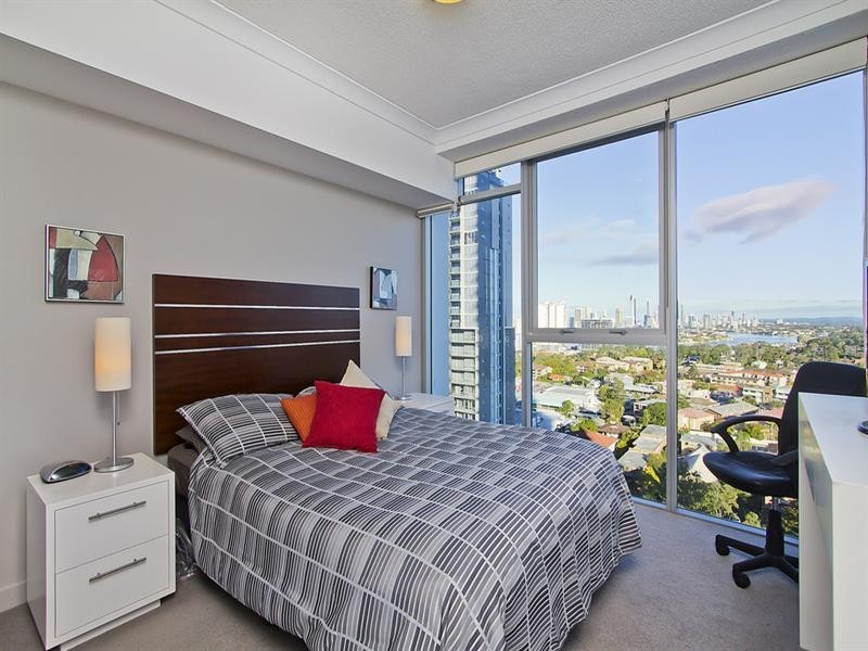 21406/5 Lawson Street, Southport QLD 4215