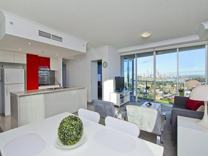 21406/5 Lawson Street, Southport QLD 4215