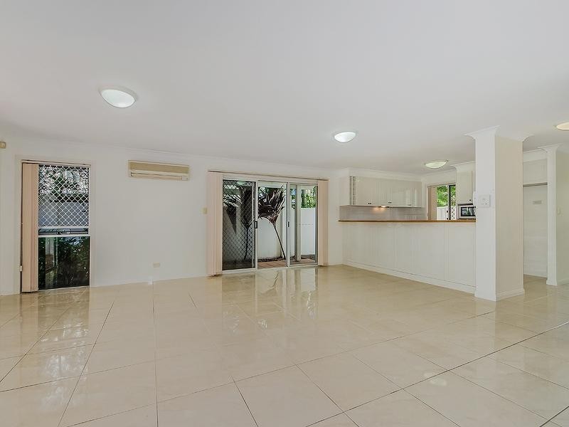 16 Adriana ‘Adelphi Springs’ 100 Cotlew St East, Southport QLD 4215