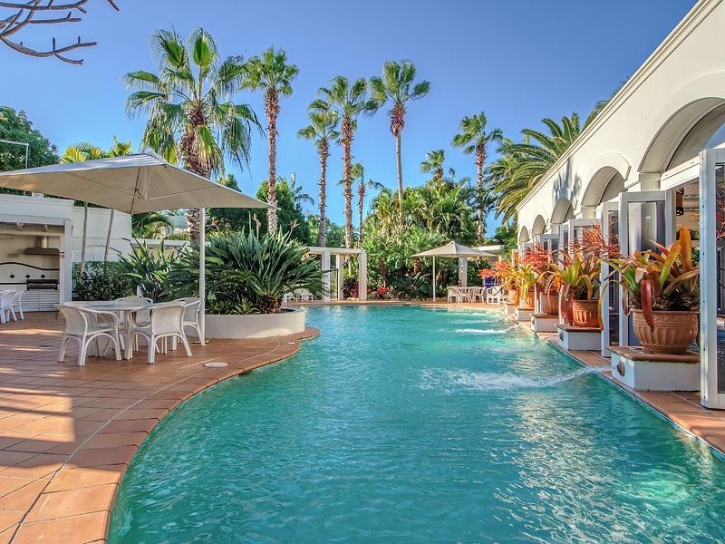 16 Adriana ‘Adelphi Springs’ 100 Cotlew St East, Southport QLD 4215