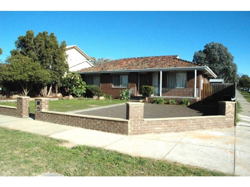 9 Lindsay Avenue, Sunbury VIC 3429