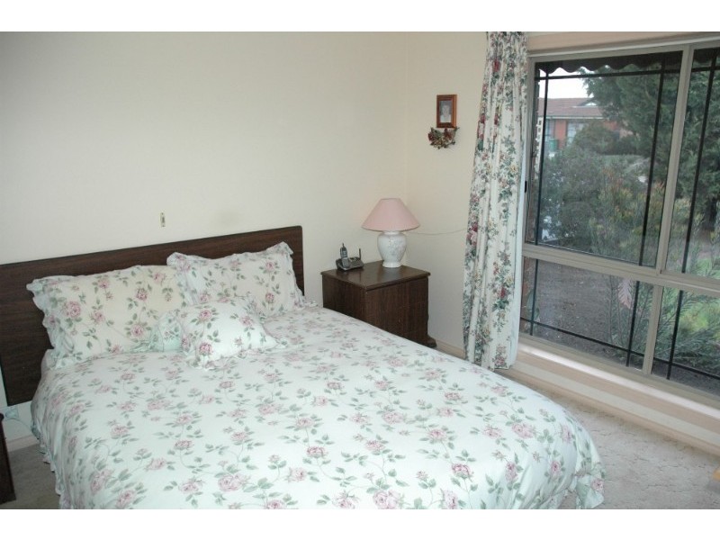 36 Sorbonne Drive, Sunbury VIC 3429