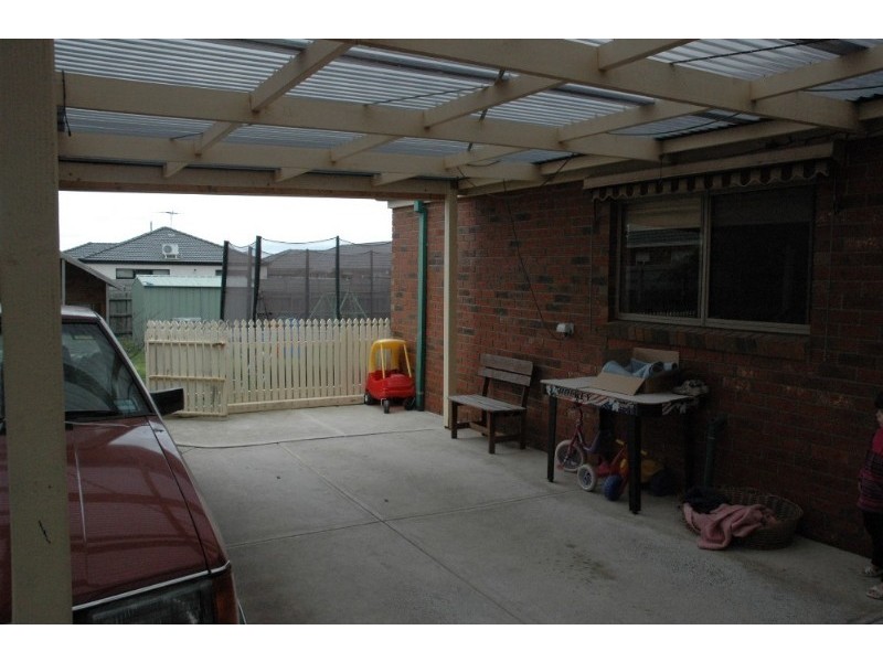 36 Sorbonne Drive, Sunbury VIC 3429