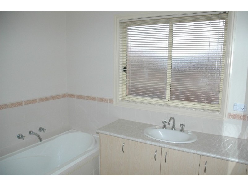 12 Ruyton Court, Sunbury VIC 3429