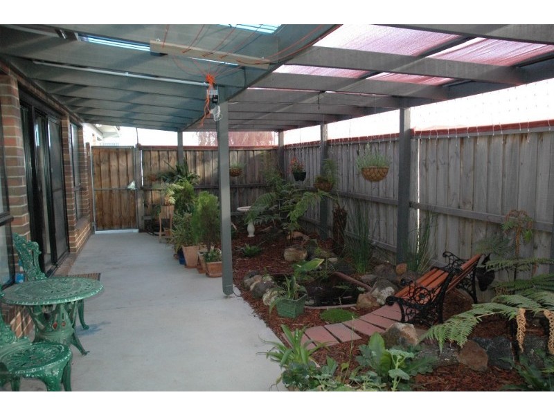 16 Stackpole Crescent, Sunbury VIC 3429