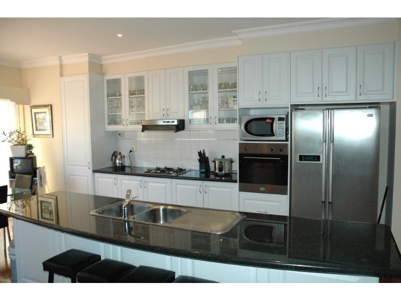 19 Orchardview Grove, Sunbury VIC 3429