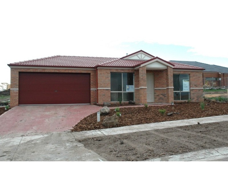 36 (Lot 743) Wicket Street, Sunbury VIC 3429