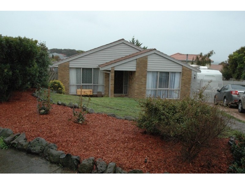 10 Atkinson Close, Sunbury VIC 3429