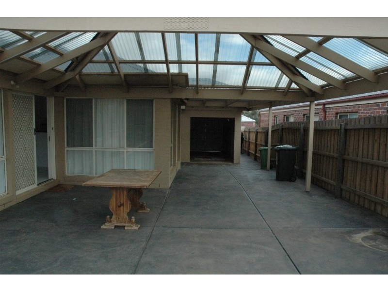 9 Sassafras Drive, Sunbury VIC 3429