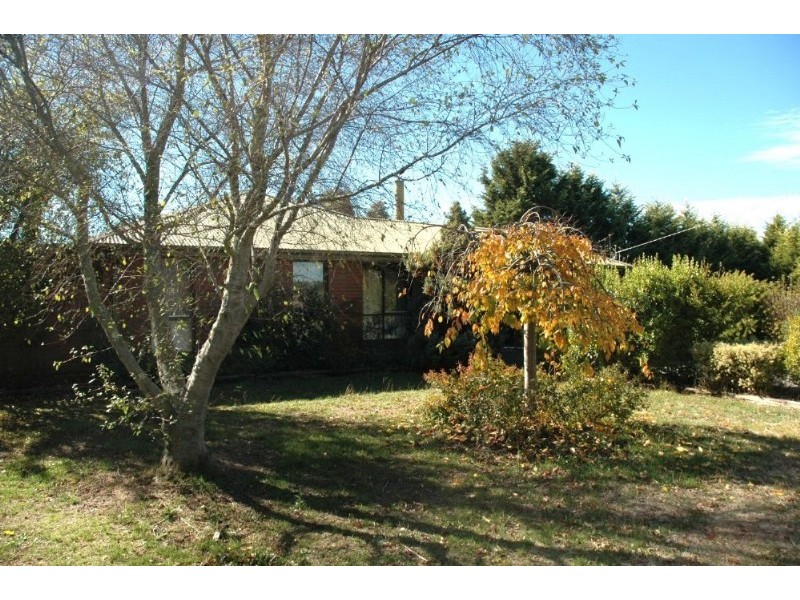 7 Ash Court, Romsey VIC 3434