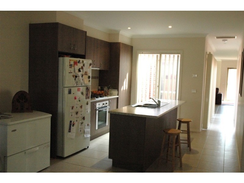 13A Keith Avenue, Sunbury VIC 3429