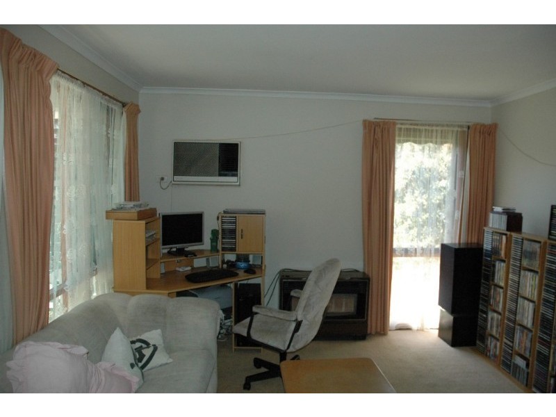 5 Calder Highway, Diggers Rest VIC 3427