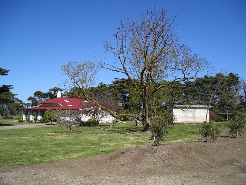 845 Wildwood Road, Sunbury VIC 3429