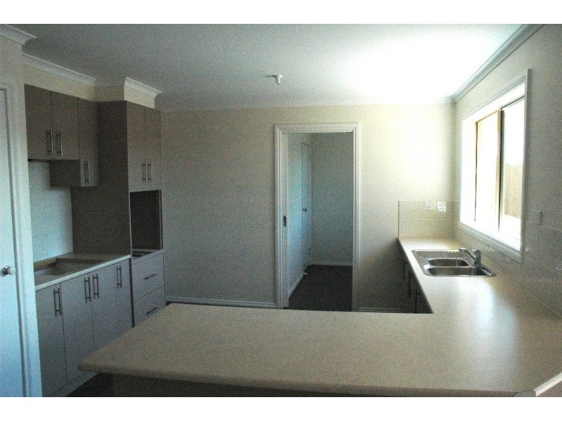 37 Burge Drive, Sunbury VIC 3429