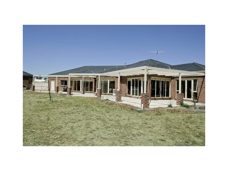 50 The Old Stock Run, Sunbury VIC 3429